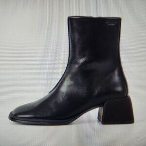 Vagabond Black  "Ansie" Boots. NIB. EU 36/US 6